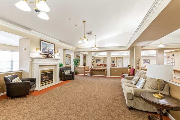 victoria_place_port_townsend_indoor_common_area_1